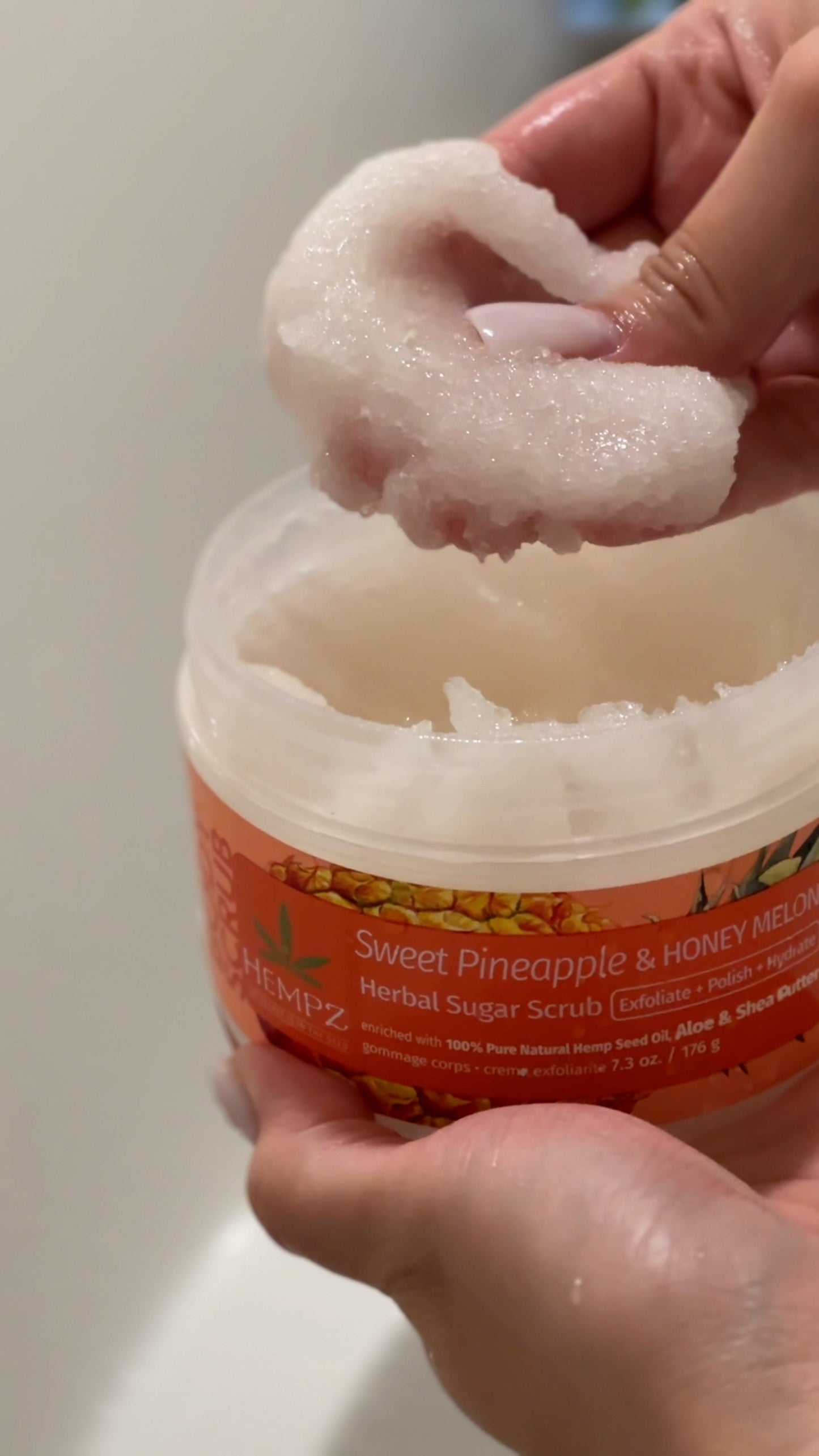 Hempz Sweet Pineapple & Honey Melon Herbal Sugar Scrub texture