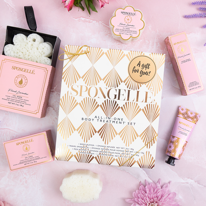 French Lavender Daisy Gift Set Boxed Flower Body Wash Infused Buffer, Pedi Buffer, Hand Cream, Daisy Spongette Travel Buffer