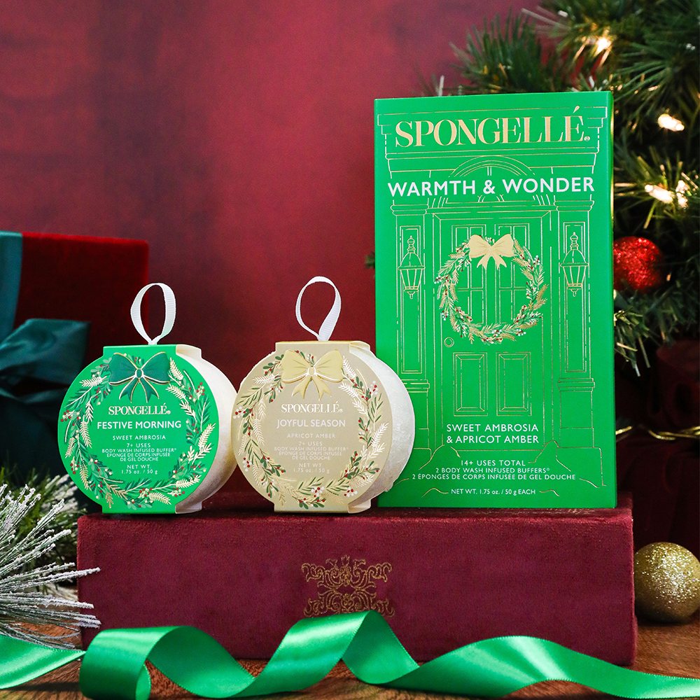 Spongellé Warmth & Wonder holiday gift set with two wreath body buffers